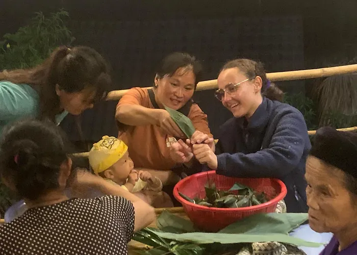Nha Co Ban Gioc Homestay - Lang Da Khuoi Ky